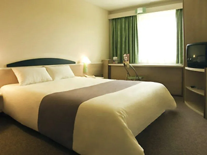 Ibis Hotel Duesseldorf Hauptbahnhof 2*, Dusseldorf Germany