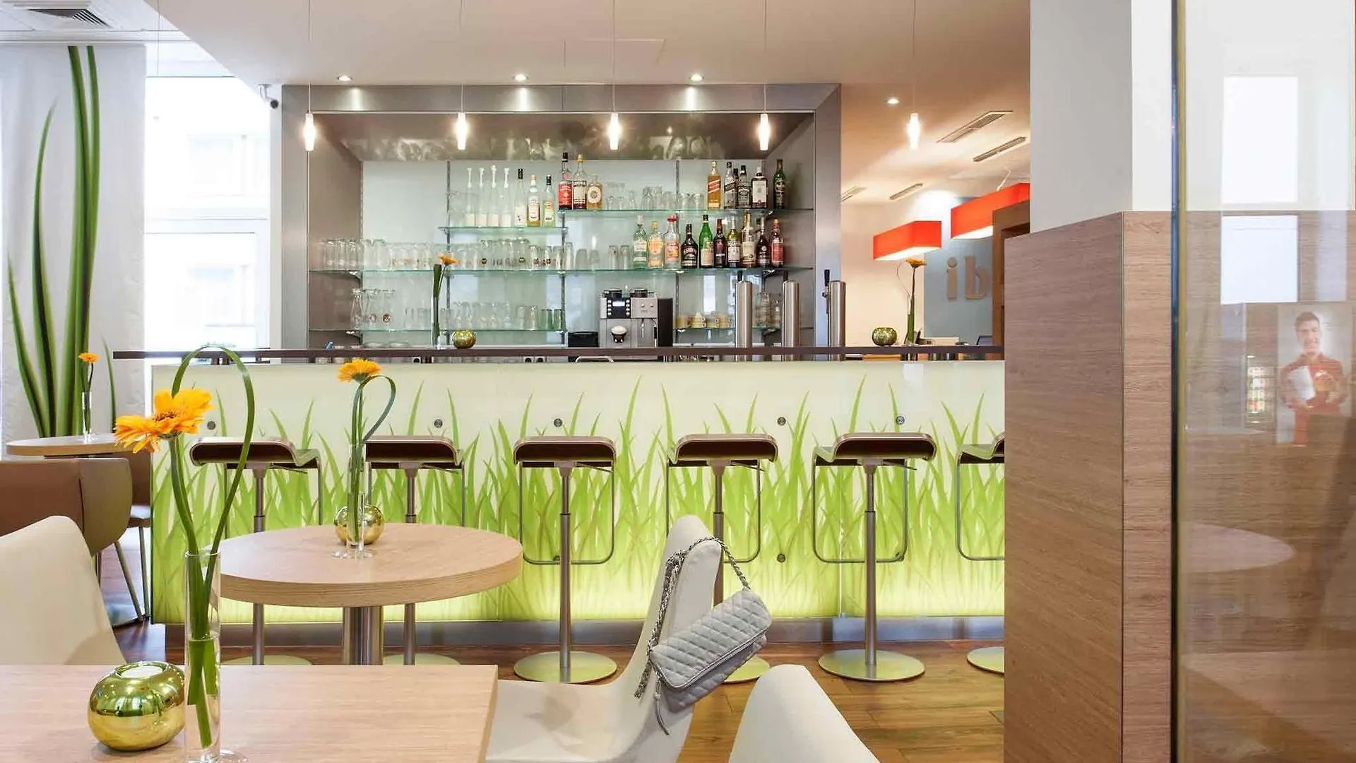 Ibis Hotel Duesseldorf Hauptbahnhof